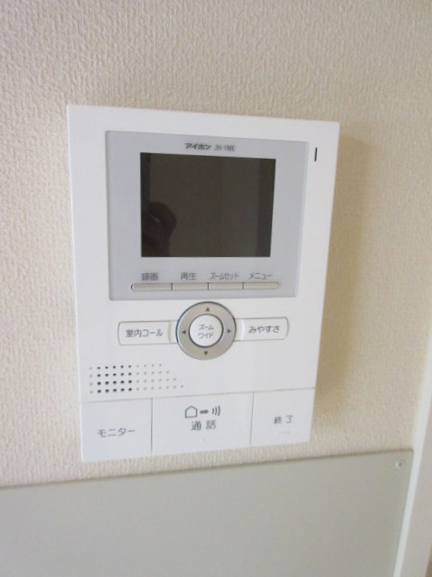 奈良町メゾンのセキュリティ|安心ＴＶモニタ付インターホン