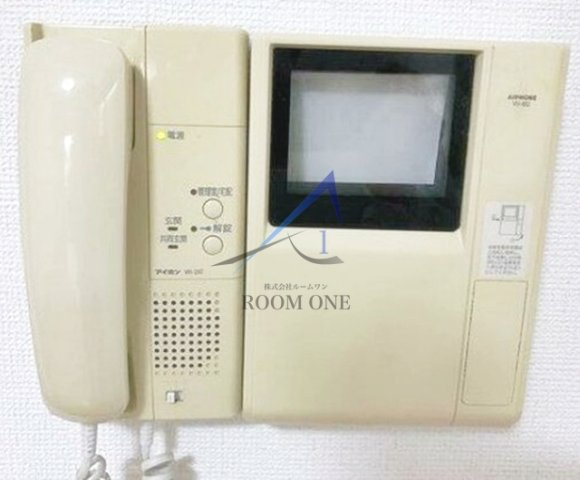 スカイコートヌーベル早稲田のセキュリティ|モニター付きインターホンです。