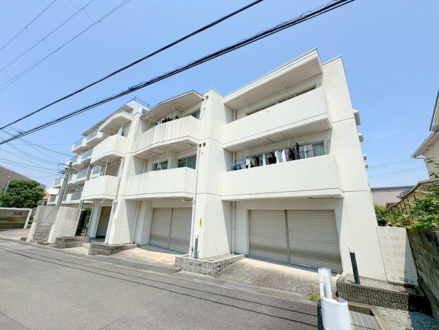 ロイヤルメゾン仁川IIの外観|落ち着いた雰囲気の外観です