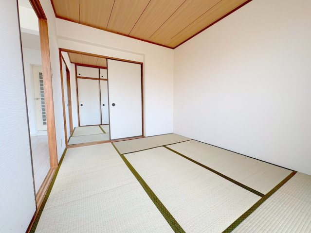 ロイヤルメゾン仁川IIの和室|和室があれば、来客や子供用のスペースとして活躍します