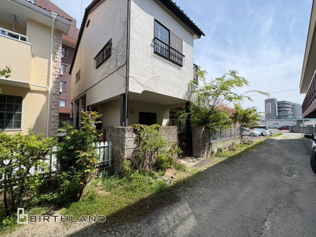 売地・住宅用地　福島市北五老内町　福島第二小学校・福島第二中学校の外観
