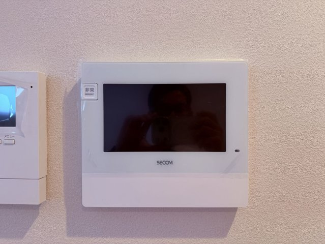 【防犯設備】 | 板橋区大原町　新築戸建て | 来訪者を映像で確認できる安心のTVモニター付インターホンです