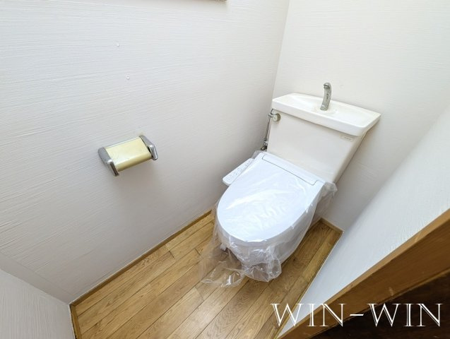 豊橋市横須賀町貸家のトイレ