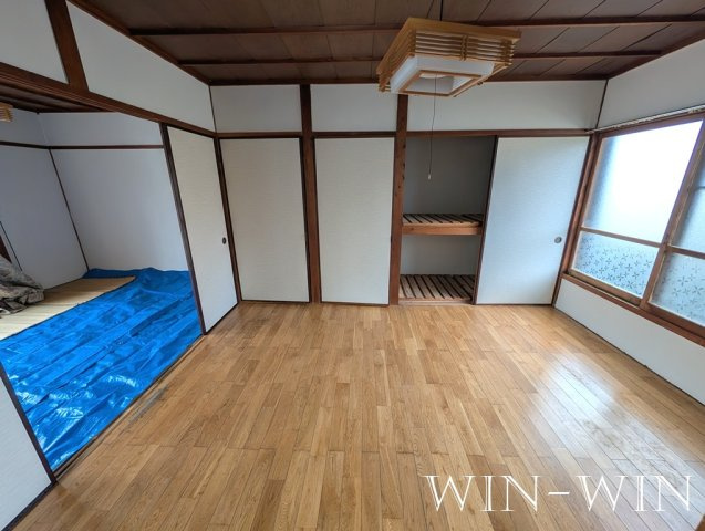 豊橋市横須賀町貸家の居間・リビング