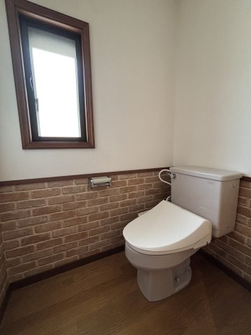 本藤沢６丁目戸建のトイレ|2階