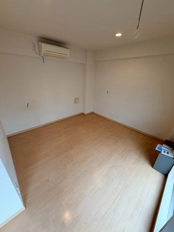 ケイト門仲のその他