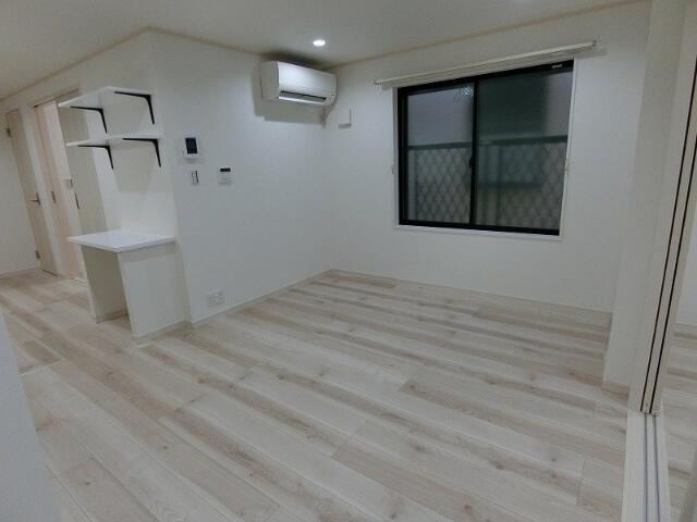 【内装】 | ＱＵＩＥＴ　ＣＲＡＢ　ＨＯＵＳＥ　ＣＥＮＴＲＯ | 広々１２．２帖のＬＤＫ！