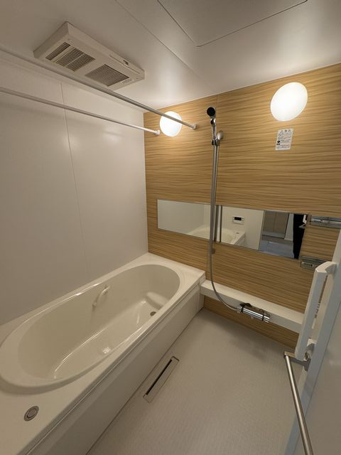 Malienaの浴室|きれいなお風呂です♪
24時間換気システム・浴室換気乾燥暖房機能付き