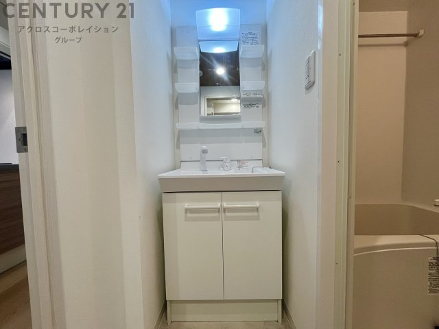 独立洗面化粧台付きでおすすめです！
