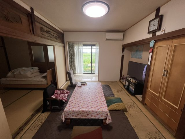 氷川町野津戸建ての和室