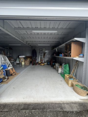 氷川町野津戸建ての駐車場