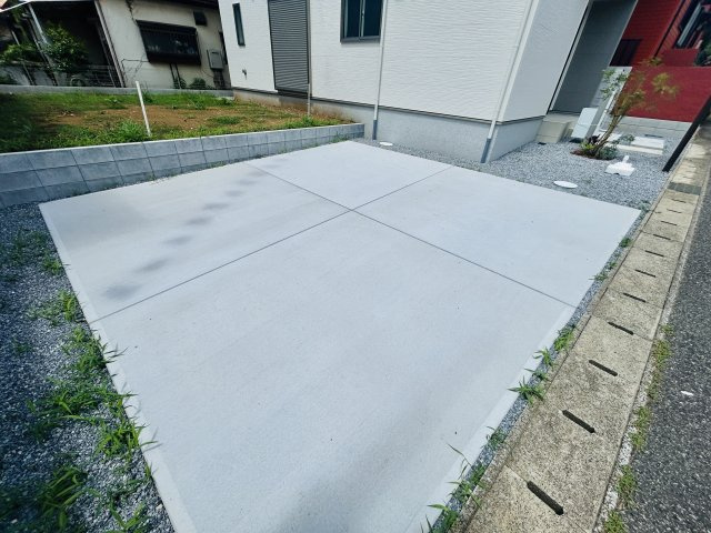 千葉市稲毛区萩台町０２期の駐車場