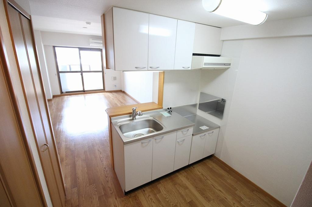 コン・タント・アモーレの居間・リビング|※お部屋により仕様が異なる可能性があります。