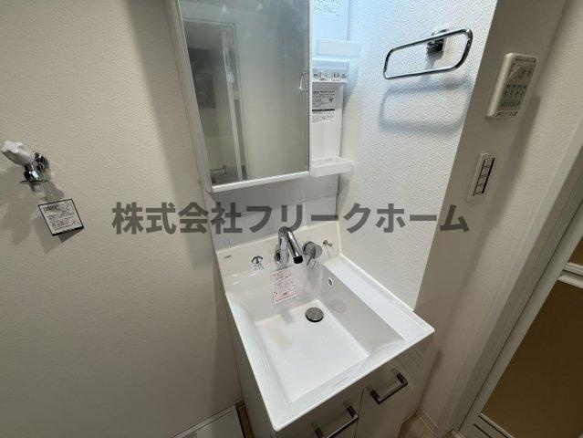 GATE　Residence　Mitaka　（ゲートレジデンスミタカ）の独立洗面台