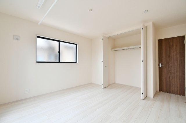 白岡市篠津　全1棟　1号棟の洋室|洋室①