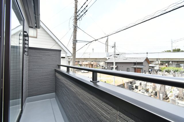 白岡市篠津　全1棟　1号棟のバルコニー
