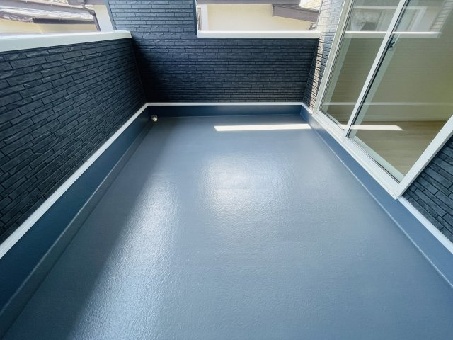 『八王子市新築戸建て』八王子市泉町1911-32【仲介手数料無料】　２６期のバルコニー|～仲介手数料無料☆八王子ひなた不動産～八王子市泉町　新築戸建て