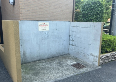 【設備】 | ダイアパレス八王子アヴァンティ | 共有部分は、住民なら誰もが使える設備のこと。例えば駐車場やエレベーター、インターネット設備、セキュリティ設備などがあります。他にも、マンションの廊下・外部階段やエントランス・ゴミ置き場などがあります。