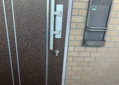 【防犯設備】 | ダイアパレス八王子アヴァンティ | 当然のことではありますが、オートロックやセンサーライト、ホームセキュリティーなどの防犯設備があれば、小さいお子様がいるご家庭も安心ですよね！まず物件購入の際は、防犯設備もチェックするようにしましょう。
