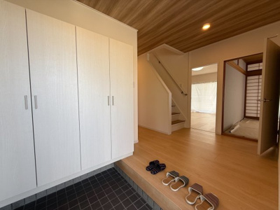 【玄関】 | 倉富中古戸建