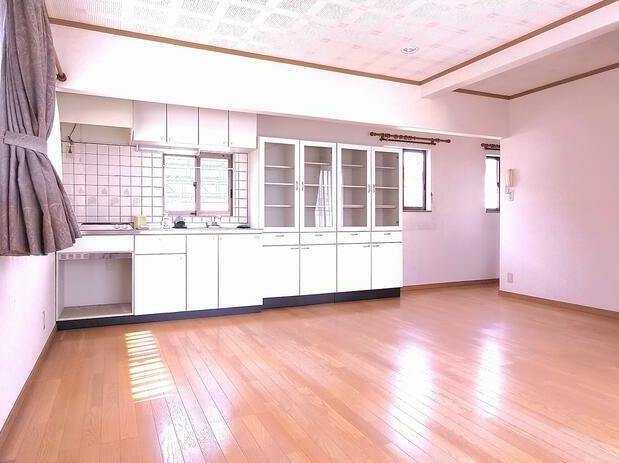 日立市みかの原町2丁目　中古戸建の居間・リビング