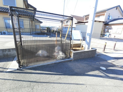 【駐車場】 | フレックステクノ Ｂ | 敷地内ごみステーション