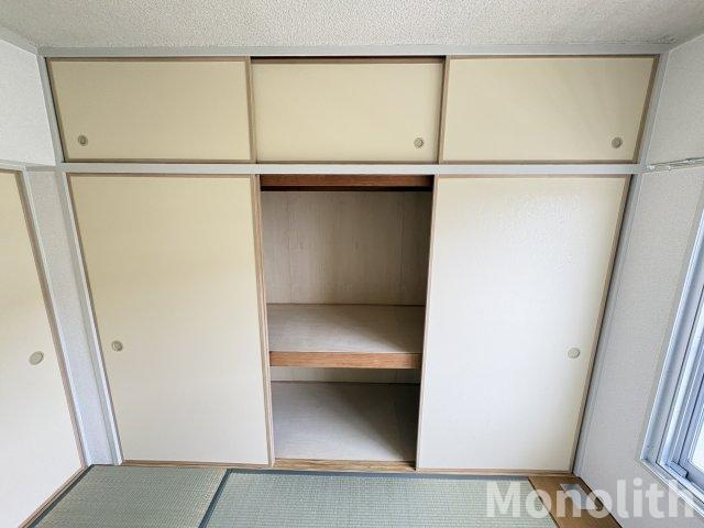 鶴山台37号棟の収納