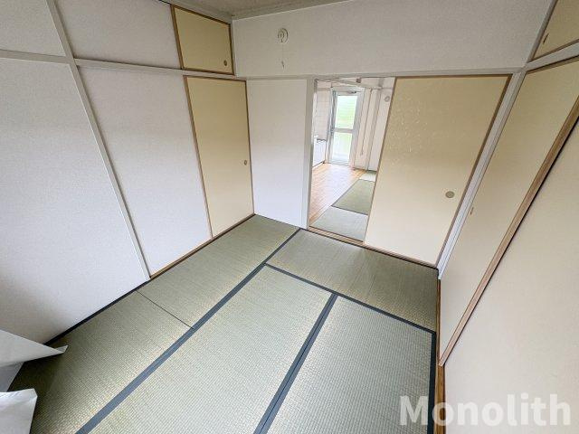 鶴山台37号棟の内装