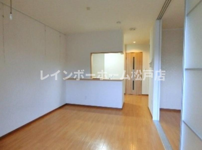 柏市東２丁目のアパート