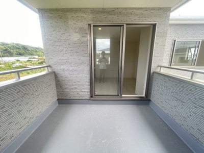 【バルコニー】 | 八重瀬町与座（全6棟）4号棟 | 4号棟　インナーバルコニー♪