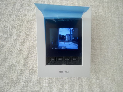 【セキュリティ】 | 八重瀬町与座（全6棟）4号棟 | 4号棟　TVモニター付きインターフォン♪