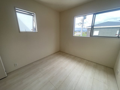 【洋室】 | 八重瀬町与座（全6棟）4号棟 | 4号棟　洋室5.5帖＋CL付き♪