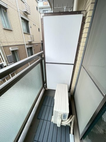 【バルコニー】
