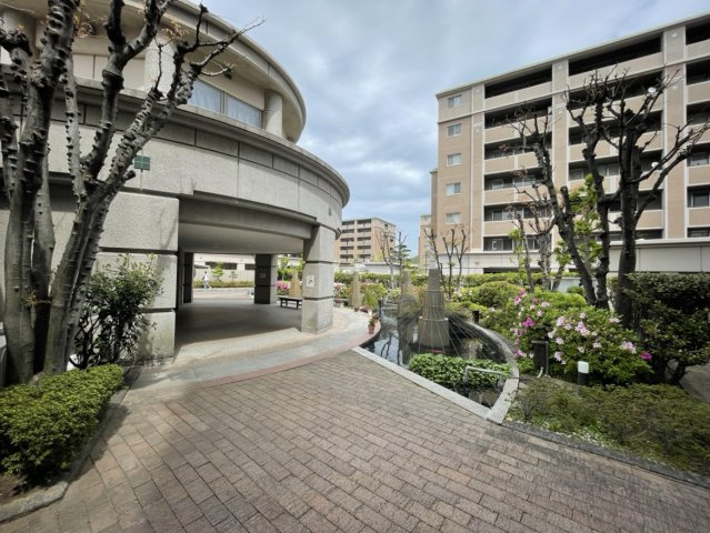 アルファシティ屋島四番館の外観