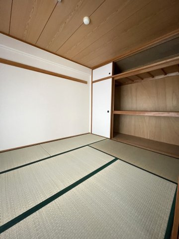 アルファシティ屋島四番館の和室