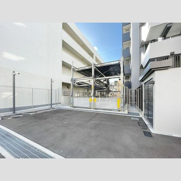 神戸元町Noahの駐車場