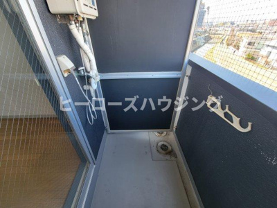 【バルコニー】 | サンライズセカンド | 洗濯機置き場です！