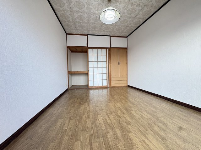 コーポAYAの居間・リビング