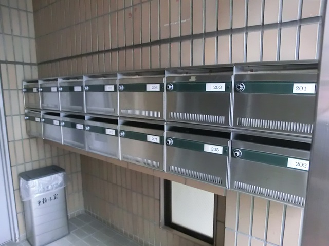 ヴィラエクセル東新小岩のその他共用部分|集合ポスト。