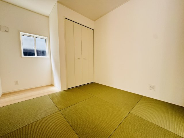 『八王子市新築戸建て』八王子市小宮町690-1【仲介手数料無料】　２４期の和室|～仲介手数料無料☆八王子ひなた不動産～八王子市小宮町　新築戸建て