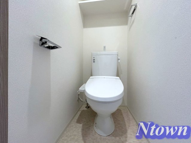 【トイレ】 | プレサンス新栄ユリシス | 落ち着いた色調のトイレです