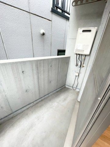 久我食販ビルのバルコニー|久我食販ビル