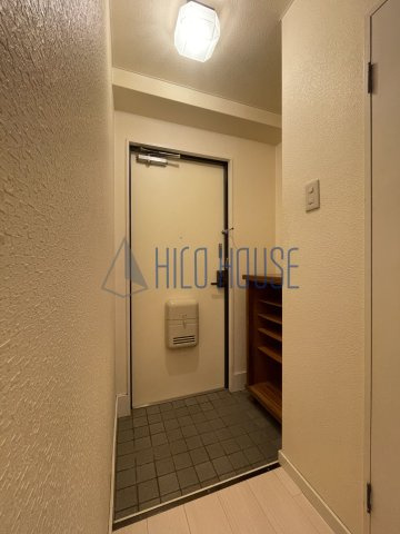 エトワールマンションの玄関