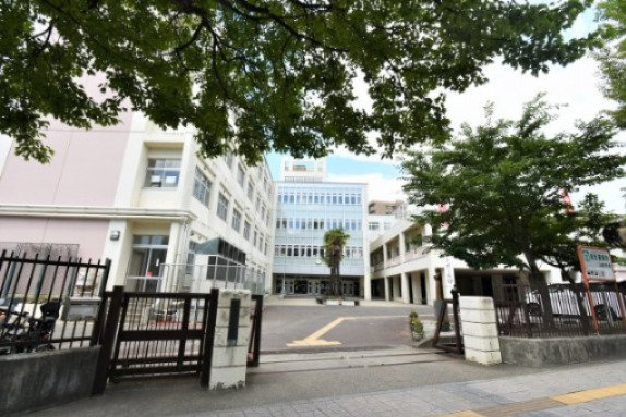 陽当り・通風良好・ライオンズマンション荒町の周辺|仙台市立五橋中学校・・・徒歩7分
