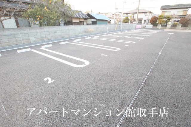 Ariete（アリエーテ）の駐車場