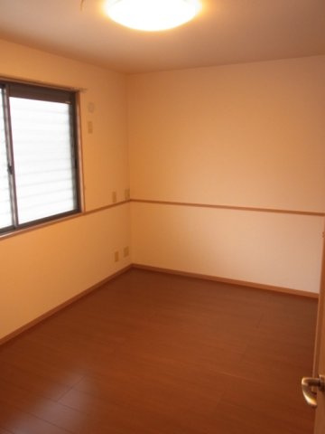 ウエストリマーニ　Ｂの寝室|落ち着いて過ごせるお部屋なので、寝室にいかがでしょうか