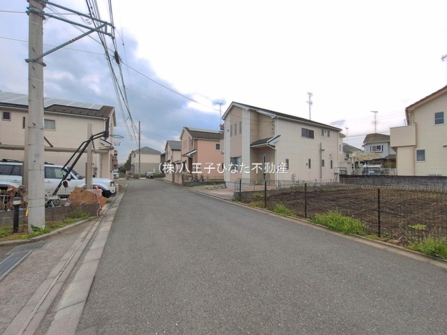 『八王子市中古戸建て』八王子市上壱分方町438-1【仲介手数料無料】　八王子市上壱分方町の前面道路含む現地写真|～仲介手数料無料☆八王子ひなた不動産～八王子市上壱分方町　中古戸建