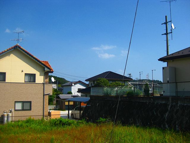 オレンジ　★植田町小名田　１７０坪　住宅用地★　売地の展望|敷地内部から南東方向への写真です。