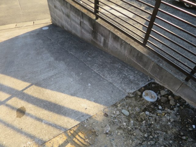 オレンジ　★仁井田町月山下　建物解体後更地引渡し　売地★のその他|公共下水道の排水マスは残してあり利用可能です。