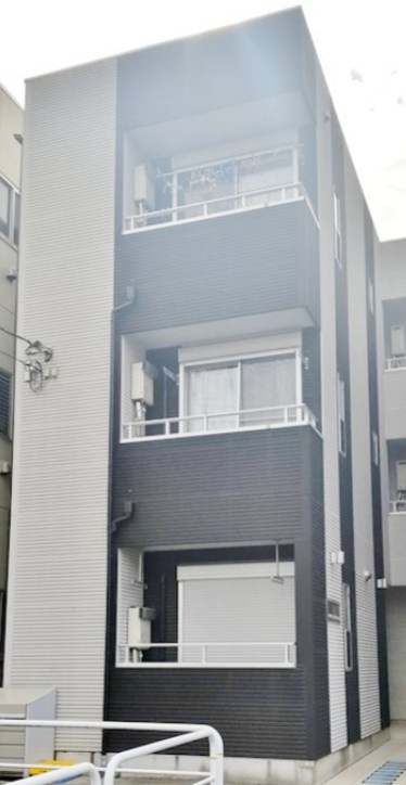 NS-GATE 青井 first stage の外観